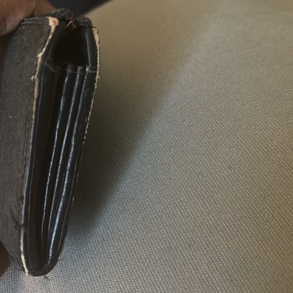 Black Gucci wallet - Picture 10 of 13